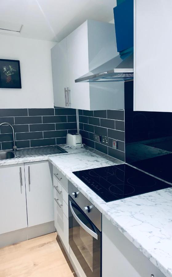 Luks Apartments Londra Dış mekan fotoğraf